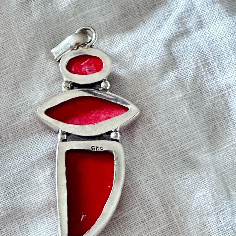 Artisan Handcrafted RED CORAL Three-Stone Silver Pendant 4330 - Picture 11 of 15